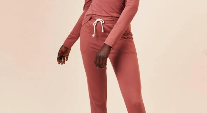 8 Moral and Sustainable Loungewear Manufacturers for Additional Consolation